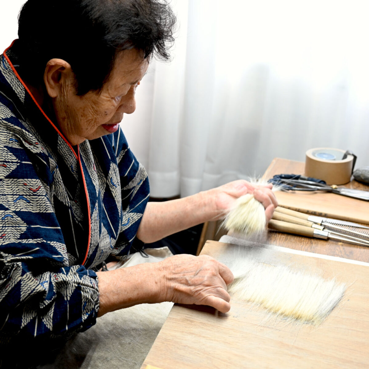 純正直送伝統工芸品 熊野筆 五大洲斑竹 毛筆 書道具 全長62cm KM22-0215 筆